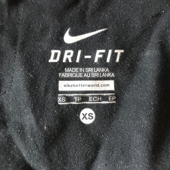 Capri Leggings. - Picture 3 of 3